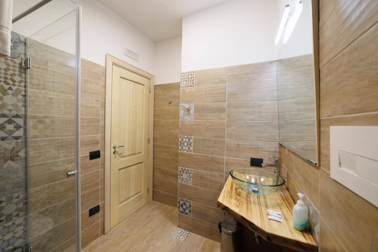 Legno Suite By HouseinNapoli Ngoại thất bức ảnh