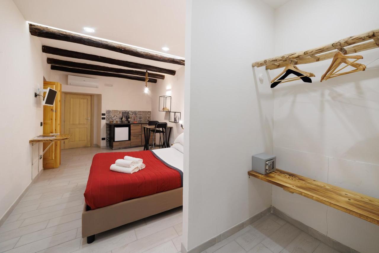 Legno Suite By HouseinNapoli Ngoại thất bức ảnh