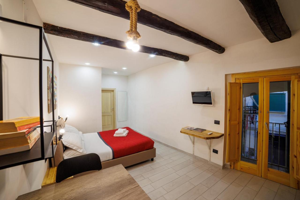 Legno Suite By HouseinNapoli Ngoại thất bức ảnh