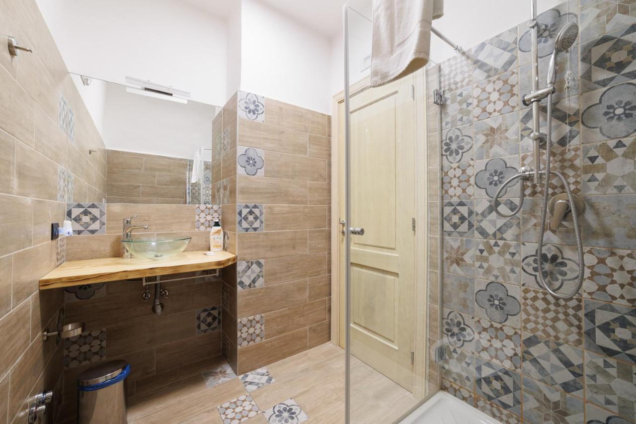 Legno Suite By HouseinNapoli Ngoại thất bức ảnh